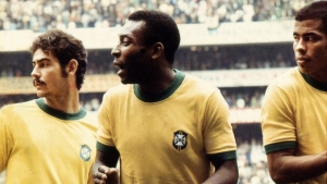 O Rei Pelé recibe el cariño y la gratitud del mundo