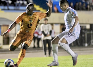 Libertad vio cómo se le fue el triunfo pero empata y sale de Zona Roja