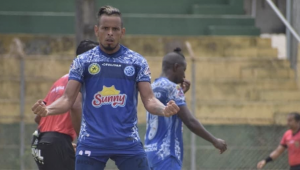 Ponen contra las cuerdas a los ascendidos de Serie B (FOTO)