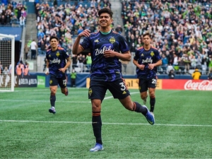 Queda claro que Xavier Arreaga es pieza clave en los Sounders (RESUMEN)