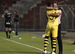 ¡Burrai fue Héroe y se adueña de la punta el Ídolo! (RESUMEN)