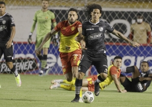 Rompieron la racha de local del Bombillo (VIDEO)