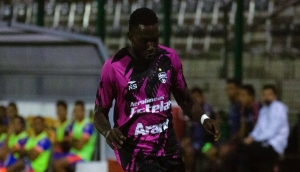 Carlos Gruezo Chamorro debutó con buen pie en la Liga FUTVE