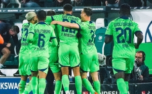 Wolfsburgo venció al líder y pone en apuros al Sevilla (RESUMEN)