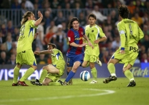 Messi-gol-Maradoniano-copa-del-rey-semi-final-barcelona-v-getafe-2007