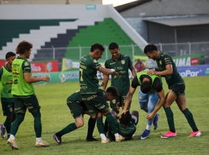 Se durmió el Papá y se lo dieron vuelta en Machala: Aucas se confió y Orense lo amargó con remontada