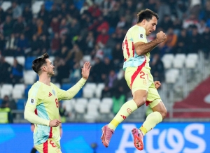 ESPAÑA ASEGURA SU LUGAR EN EL MUNDIAL con una goleada a domicilio que no dejó dudas sobre su poderío