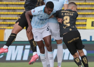 Carlos Medina recibió otra oportunidad con Estudiantes de Mérida y la aprovechó (RESUMEN)