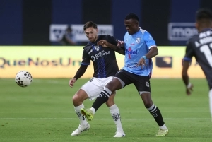 Agónica victoria de IDV frente al Manta FC con un tiro libre de Layan Loor y el blooper de Walter Chávez