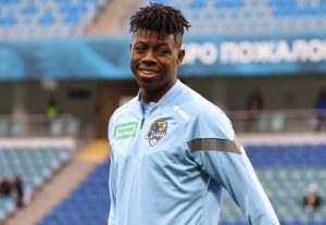 Palabras que calman en algo cuando todo era negro en Emelec