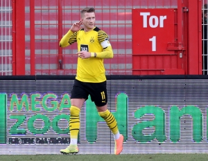 Borussia Dortmund fue capaz de aprovechar el revés del líder (VIDEO)