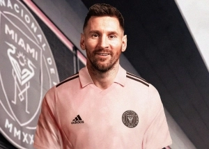 Lionel Messi 17