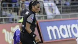 Arbitro Maria Cornejo