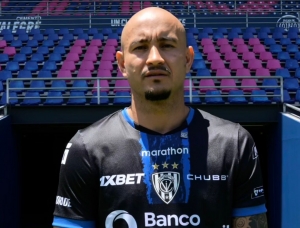 Carlos González toma el relevo de Spinelli: Es oficialmente el nuevo refuerzo de Independiente del Valle