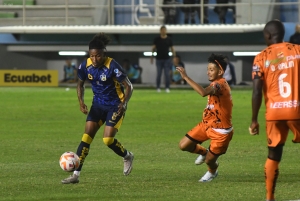 SIN GOLES NI FESTEJOS: Delfín empata en Manabí y Libertad FC hace su negocio con el punto obtenido