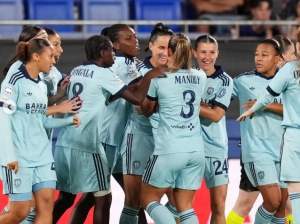 Manoly Baquerizo hace historia con el Paris FC y debuta en la Champions Femenina ante el Barcelona