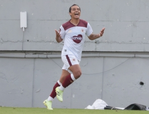 “Tenemos buena ventaja pero sin confiarnos” (ENTREVISTA)