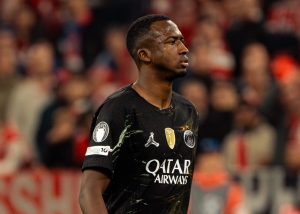 El dueño de Europa: Willian Pacho entra al 11 ideal de la Champions con su show defensivo ante el Bayern