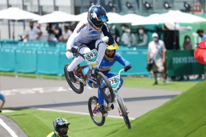 ¡Alfredo Campo a semifinales del BMX Racing! (VIDEO)