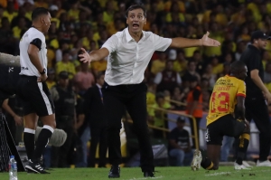 Fabián Bustos le pone fin a su estadía en Barcelona