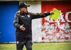 Manda el Tigre y manda el Profe: Sixto Vizuete sitúa a The Strongest como parte de los líderes del torneo