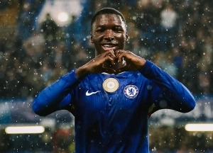 Moises Caicedo 7