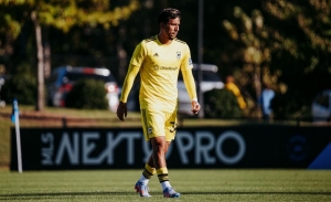 ¡Hace historia en La Masía! (OFICIAL)