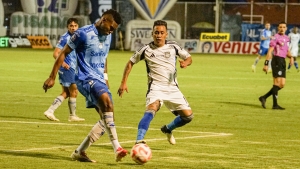 EL DIEZ TIENE NOMBRE Y APELLIDO: Emelec confirma la llegada de Christian Cueva para liderar la ilusión 2025