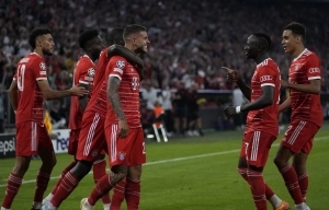 Bayern Munich 4