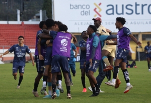 ¡ESTALLÓ LA LOCURA! Cuenca Jrs explota de alegría al confirmarse el duelo contra Barcelona en la Copa Ecuador
