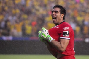 ¡Nuevo problema de demandas para el Ídolo!