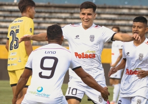 Los cuartos de final de Segunda Categoría iniciaron con un baile del Cuniburo FC (RESUMEN)