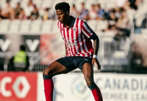 Liberman Torres aún no juega pero está presente con Villarreal B (RESUMEN)