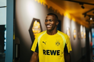 Justin Lerma desata una alta expectativa al iniciar la pretemporada oficial con el Borussia Dortmund