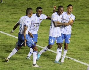 9 de Octubre se queda para rato en la Sudamericana (VIDEO)