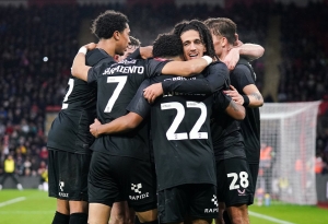 Chelsea pagó caro el exceso de confianza (VIDEO)