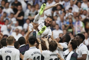Karim Benzema deja al Real Madrid con un sitio de honor
