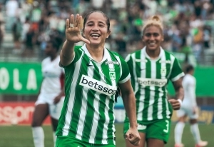 Nuestra guerrera es de oro: Stefany Cedeño fue la heroína de Atlético Nacional en casa