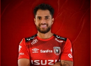 Experiencia pura el cuadro imbabureño: Leones FC hizo oficial la contratación de Charles Vélez