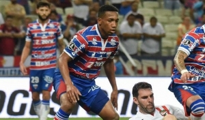 La Copa do Brasil parece mostrarles la puerta de salida a García, Landázuri y Pineida (RESUMEN)