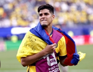 ¡TODAVÍA LES CAE ALGUITO! IDV recibirá derechos de solidaridad si Piero Hincapié se vende