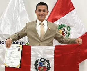 Mano Menezes contesta por qué llamo a David Vélez a la Selección del Perú