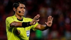 arbitro Michael Espinoza