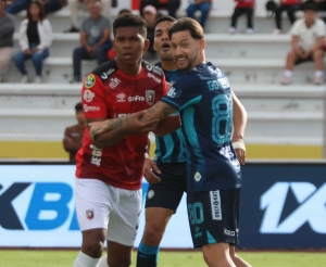 Puntos repartidos en Ibarra con la reacción a tiempo de Leones para quitarle el caramelo de la boca a Guayaquil City