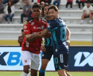 Puntos repartidos en Ibarra con la reacción a tiempo de Leones para quitarle el caramelo de la boca a Guayaquil City