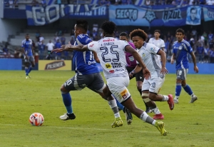 Duró menos de lo esperado: Christian Cueva deja Emelec antes de los seis meses y prepara su vuelta a Perú