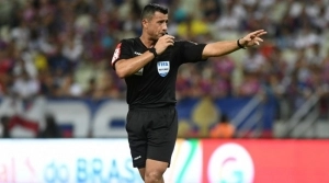 Arbitro Braulio Machado