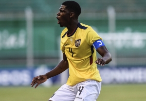 Rugió el Campeón: ¡Ecuador gana por Primera Vez con gol de su Capitán!