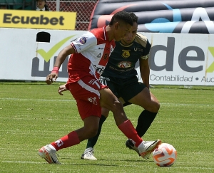 Emelec sacó de Libertad FC a uno de sus prospectos