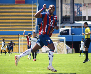 ¡LA AKD PUSO LAS COSAS EN SU SITIO! Deportivo Quito APLASTÓ y manda en la Segunda Categoría Pichincha